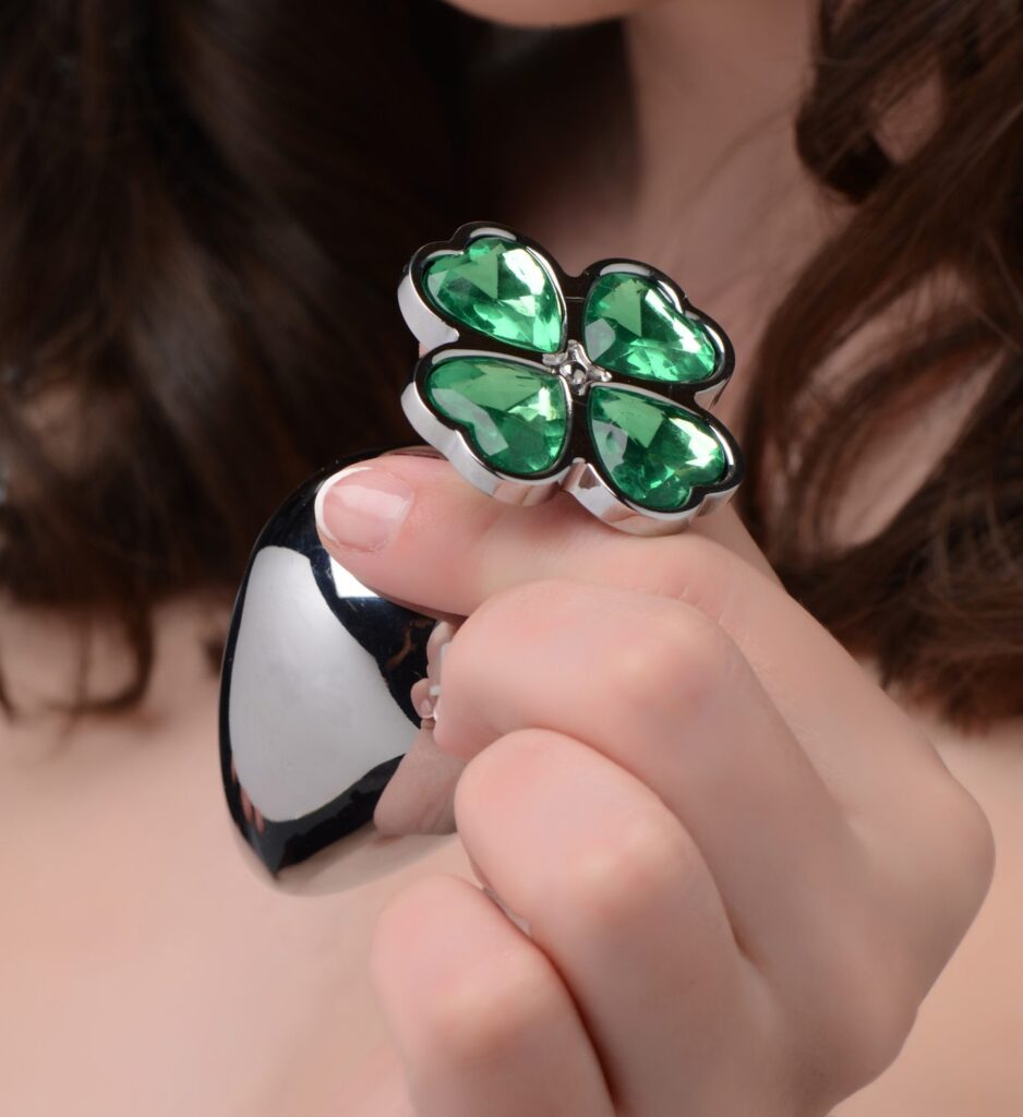 Lucky Clover Gem Anal Plug – Medium